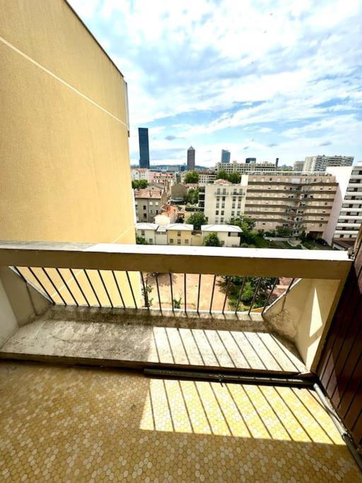 Grand Appartement 3 Chambres Balcon - Partdieu Lyon Eksteriør billede